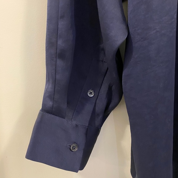 Aritzia Wilfred Relaxed Button Up Shirt - Picture 2 of 4